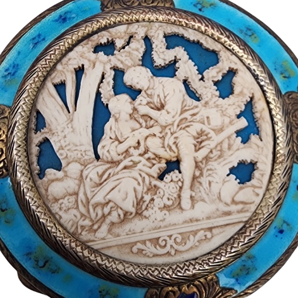 800 Silver Gold Vermeil Italian Carved Shell Mirror Comapct #18463 - Picture 8 of 10